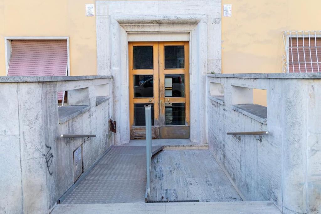 Apartment Vatican-cipro Spacious With A Balcony Rom